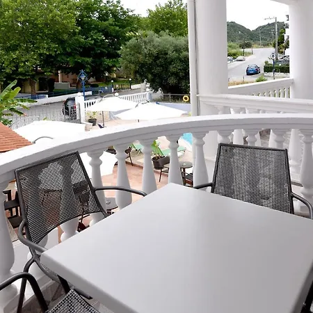 Hotel apartamentowy Palm Beach Hotel Ακτή Φοινηκα *